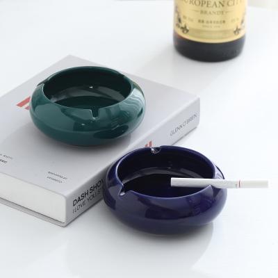 China Custom Logo Ceramic Ashtray Round Ashtray Morden Ash Tray High Quality Hotel Bar Modern Office Porcelain Cigar Ashtray for sale