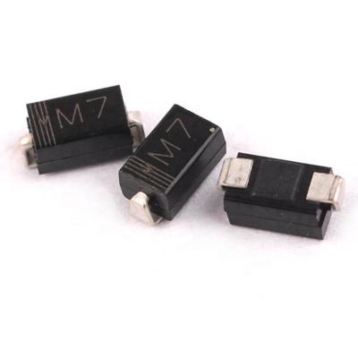 China Hot Selling Original 1N4007 IN4007 Rectifier Diode 1N4007 IN4007 M7 Chip New for sale