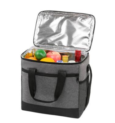 China Car Outdoor BBQ Pack Waterproof Insulated Beach Picnic Lunch Bag Portable Family Cooler Bag for sale