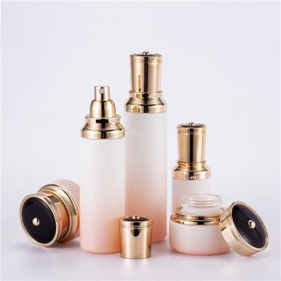 China Luxury Fashion 30g 50g 40ml 100ml 120ml Personal Care Spray Cosmetic Bottle Glass Bottle Jars for sale