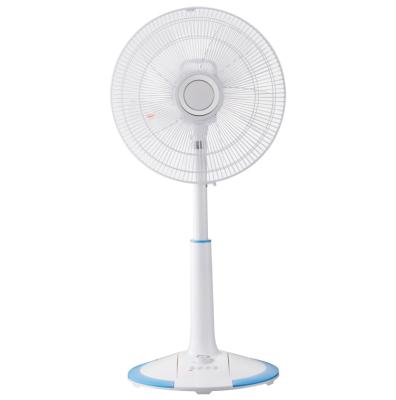 China Rechargeable Electric Table Fan With Adjustable Blower Swing 14Inch Stand Hot Selling Fan And for sale