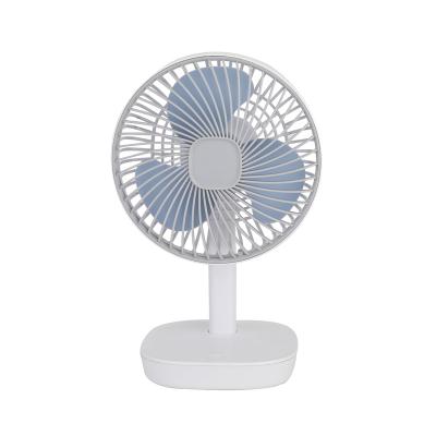 China Hotel Office Can Be Small Mini USB Portable Electric Metal Fan Home Air Cooling Table Fan for sale