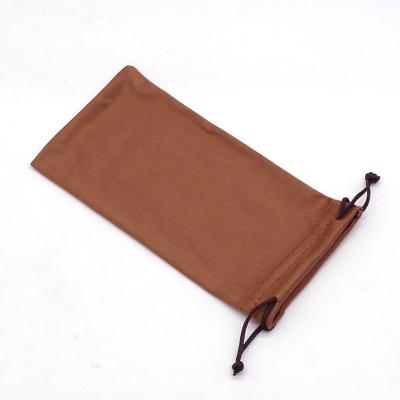 China Factory Wholesale Cheap Microfiber Sunglasses Pouch Filter Velvet Soft Leather Sunglasses Pouch PU With Heat Transfer Printing for sale