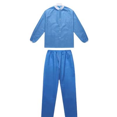 China Medical Disposable Surgical Isolation Gown Multi Pocket Clinic Clothing Utility Scrub Suit Jacket for sale