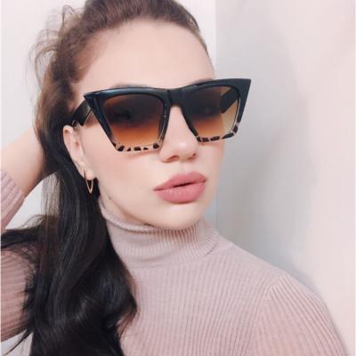 China Cateye Sun Glass S17047 Hot Sales Designer Metal Hinges Sunglasses Famous Brands Women Shape Cateye Shades 2021 Oversized Sunglasses for sale