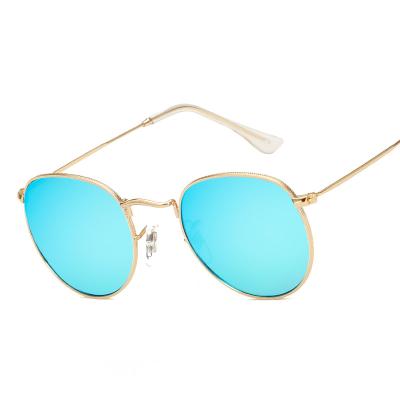 Chine 2020 Fashion Women Sunglasses 120 Alloy Temple PC Lens Wholesale UV400 CE Round Sun Glasses Women à vendre