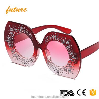 China Brand Design Oculos UV400 Sun Glasses Women Oversized Diamond Sunglasses Fashion Retro Sun Glasses J66245 for sale