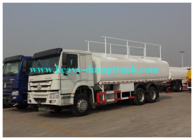 China impulsión 300hp SINOTRUK HOWO 16000L del camión del tanque de agua 25m3 6X4 a 25000L en venta