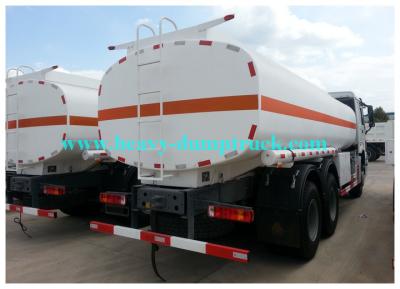 China EURO II 336hp 34cbm ISO/CCC del camión del transporte del agua de Sinotruk Howo 6X4 en venta