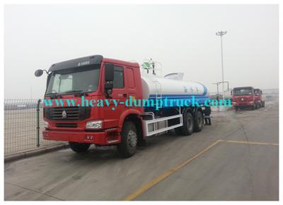 China Red Sinotruk Golden Prince Water Tanker Truck transpotation 6x4 for City Clean for sale