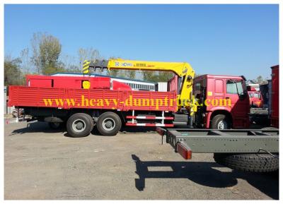 China Heavy Duty Cranes  Sinotruk howo 6X4 290hp Euro II Emission HLQ5252GXF for sale