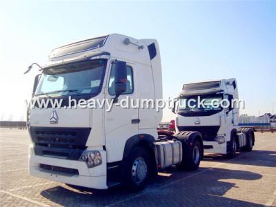 China Howo A7 420 PK-Motor en Twee Hoofdvrachtwagens Rechts Drijftype van de Dwarsbalkentractor Te koop