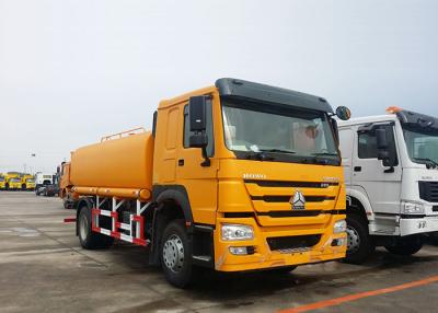 China ZZ1167M4611 HOWO Water Tank Truck 14 - 18m Sprinkling Scope 9.726L Displacement for sale