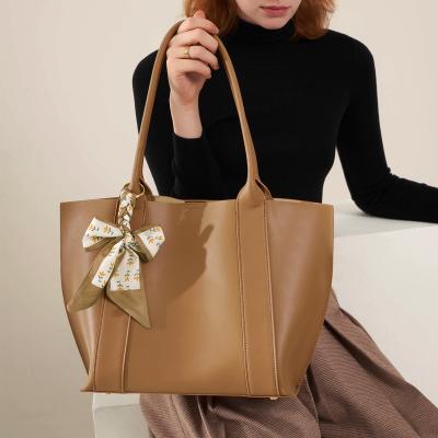 China Other 2023 Designer Handbags Famous Brands Luxury Bag handbags Leather Tote Bag for sale