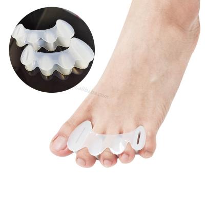 China Homemade Toe Straightener Yoga Gel Toe Separators Hammer Splint Best Toe Spacers Silicone Toe Separators for sale