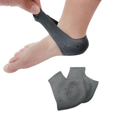 China Bunion Pain Relief Protector Foot Care Crack Silicone Heel Anti Bumps Men's Gel Socks For Cracked Heels for sale