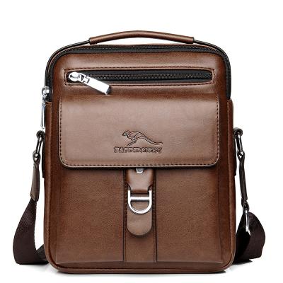 China New Retro Large Capacity Waterproof Men's Waterproof Shoulder Bag Messenger Bag for sale