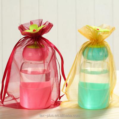 China Recyclable Wholesale Christmas Festival And Wedding Party Organza Gift Candy Drawstring Bags for sale