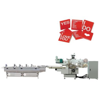 China PLC Servo Touch Screen Controlled Tablet Wrapping Machine for Chocolate Confectionery for sale