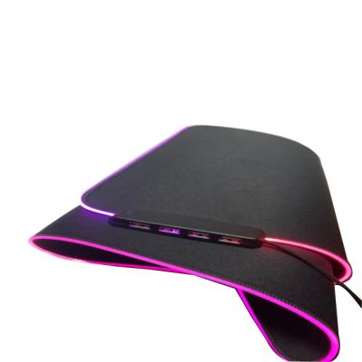 China With usb hub big game the mousdpad with 4 usb hub good performance fabric illuminated for sale