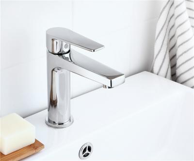 China New Design Metered Faucets (OB8095-1J) BOOU High Quality Single Handle Deck Mounted Bathroom Basin Faucet Chromed Brass Basin for sale