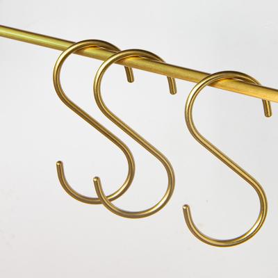 China High quality universal brass hooks stocked S form hangers for kitchen and bathroom for sale