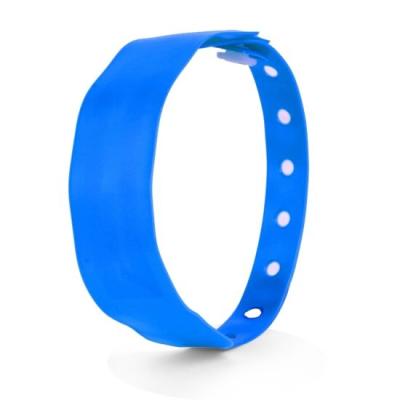 China Waterproof / Waterproof Disposable 13.56MHZ Hotel Waterproof Check In PVC RFID Wristband for sale