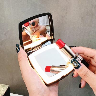 China 3000PCS Lighted HQ Beauty Cosmetic Travel Pocket Compact Mirror With Led Light for sale