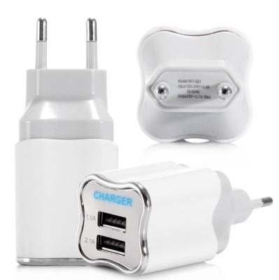 China UK Mobile Phone Cell Phone Dual USB USB ABS Dual USB Wall Charger With LED Display for sale