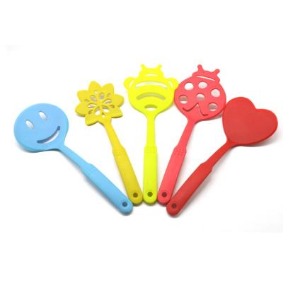 China Viable Bee Beetle Heart Flower /smile Shape Amazon Vends Unique Spatula Non-Stick Nylon Pan Turner Cooking Tool for sale