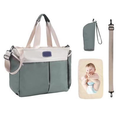 China Portable Travel Diaper Tote Shoulder Bag with Insulated Bottle Bag and Changing Pad for Mom and Baby for sale