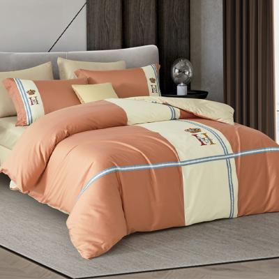 China Nondisposable 100% Home Textile Bedroom Designer Cotton Sheet Bed Quilt Cover Bedding Set for sale