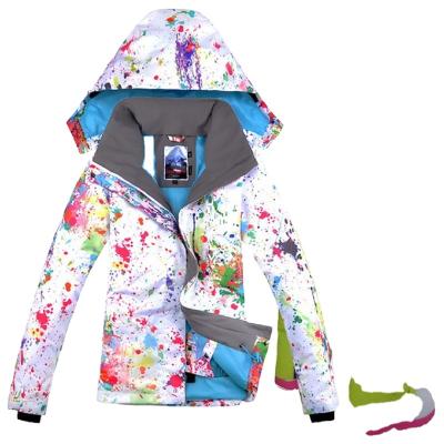 China Customized Windproof Waterproof Breathable Women Ski Suits For Outdoor Activities for sale