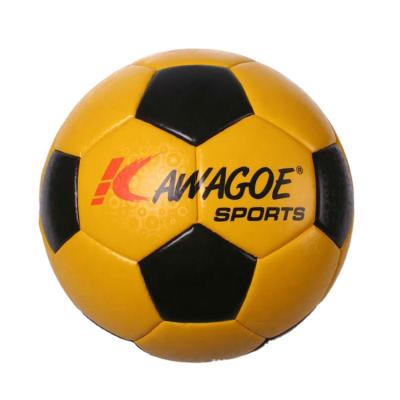 China PU / PVC Custom Logo Best Low Rebound Thermal Sticking Professional Soccer Ball for sale