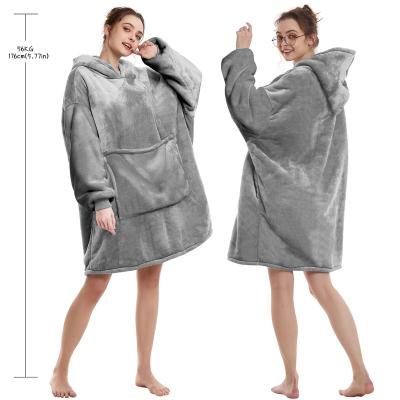 China Custom Oversized Flannel Winter Hoodie Anti Dust Mites Hooded Blanket Blanket To Keep Warm At Home for sale