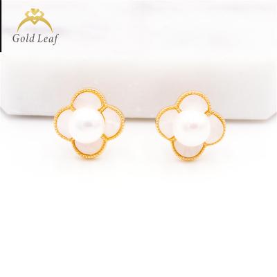 China New FASHIONABLE jewelry design 18k gold plated freshwater pearl earrings four leaf clover s925 sterling silver pearl earrings for sale