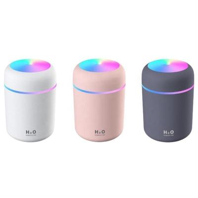 China Humidifiers 2022 LED Light Mini 300ml H2O Spray Portable Handheld Mist Humidifier Dual USB Air Aroma Essential Oil Diffuser Car Humidifier for sale