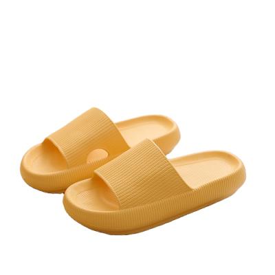 China 2021 Factory Customized OEM Slippers Anti-Slippery Soft Comfy Platform Women's Bathroom Slippers Home Slippers for sale