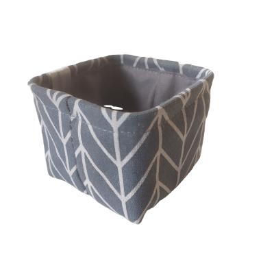 China Simple Storage Basket Fabric On The Table Folding Storage Basket for sale