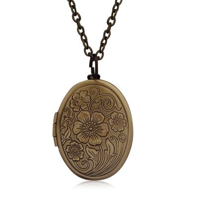 China CLASSIC Stock or Custom Cutout Jewelry Necklace Rose Gold Color Stainless Steel Pendant Necklaces for sale