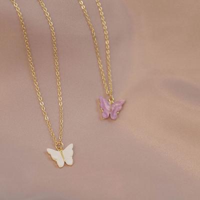 China Trendy Fashion Acrylic Butterfly Necklace Gold Chain Pendant Necklace For Women Girls for sale