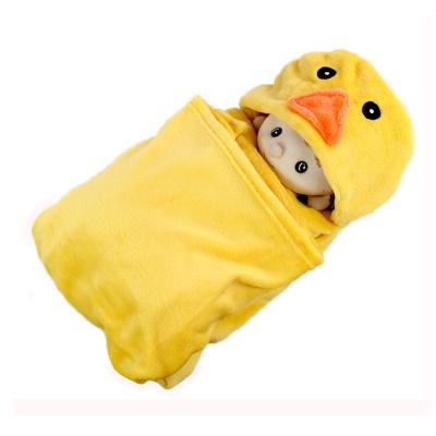 China QUICK DRY Flannel Animal Hooded Soft Baby Cartoon Duck Towel Baby Hooded Towel For Kids for sale