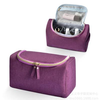 Chine Large Essential Oil Storage Zipper Bag Portable Carrying Handle Recycled Essential Oil Bag Custom Logo Storage Bag à vendre