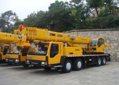 China 25 Ton Lifting Capacity Small Truck Mounted Cranes With 213kw Engine for sale