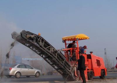 Cina Fresatrice fredda del cingolo, pista che guida l'attrezzatura di fresatura della strada in vendita