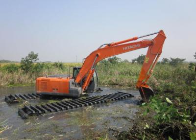 China Operating Weight 33 Tons Heavy Duty Amphibious Excavator For Ponds / Lakes for sale