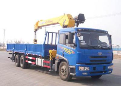 Chine Grue montée par camion télescopique d'équipement de levage de construction avec du CE à vendre