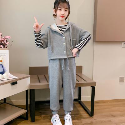 China Anti-pilling in Spring Running Autumn Girls Outfit Fashion Girls Casual Two-Piece Children's Clothing Sets for sale