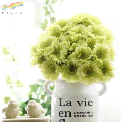 China Strap Silk Flower Decorative Artificial Chrysanthemum for sale