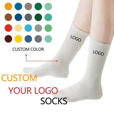 China Custom logo men's QUICK DRY OEM wholesales logo men's sports and outdoor novelty crew socks for sale